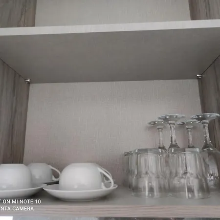 Privilege Apartment *