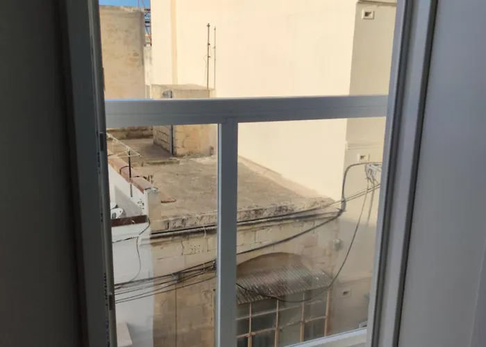 Apartment Privilege *