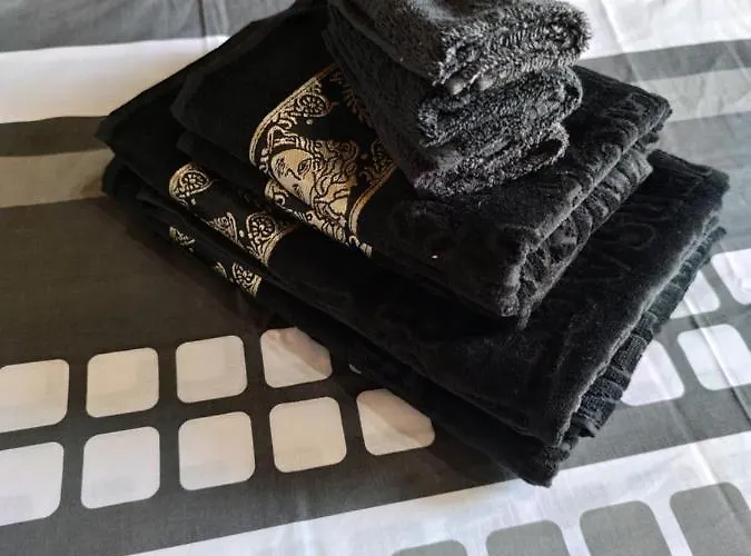 Privilege Apartment *